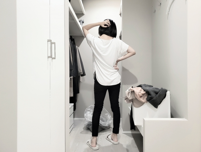 洋服の整理整頓術　衣類の分類
